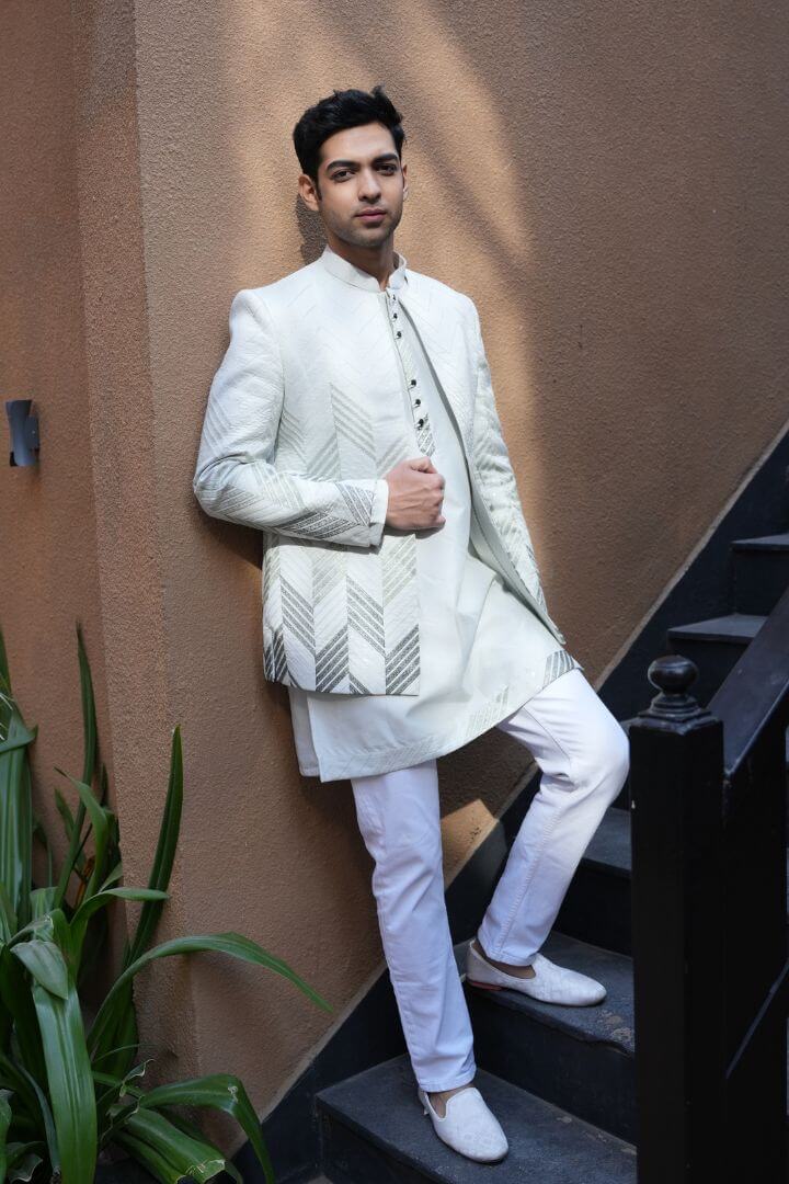 White Chevron Pattern Kurta Set