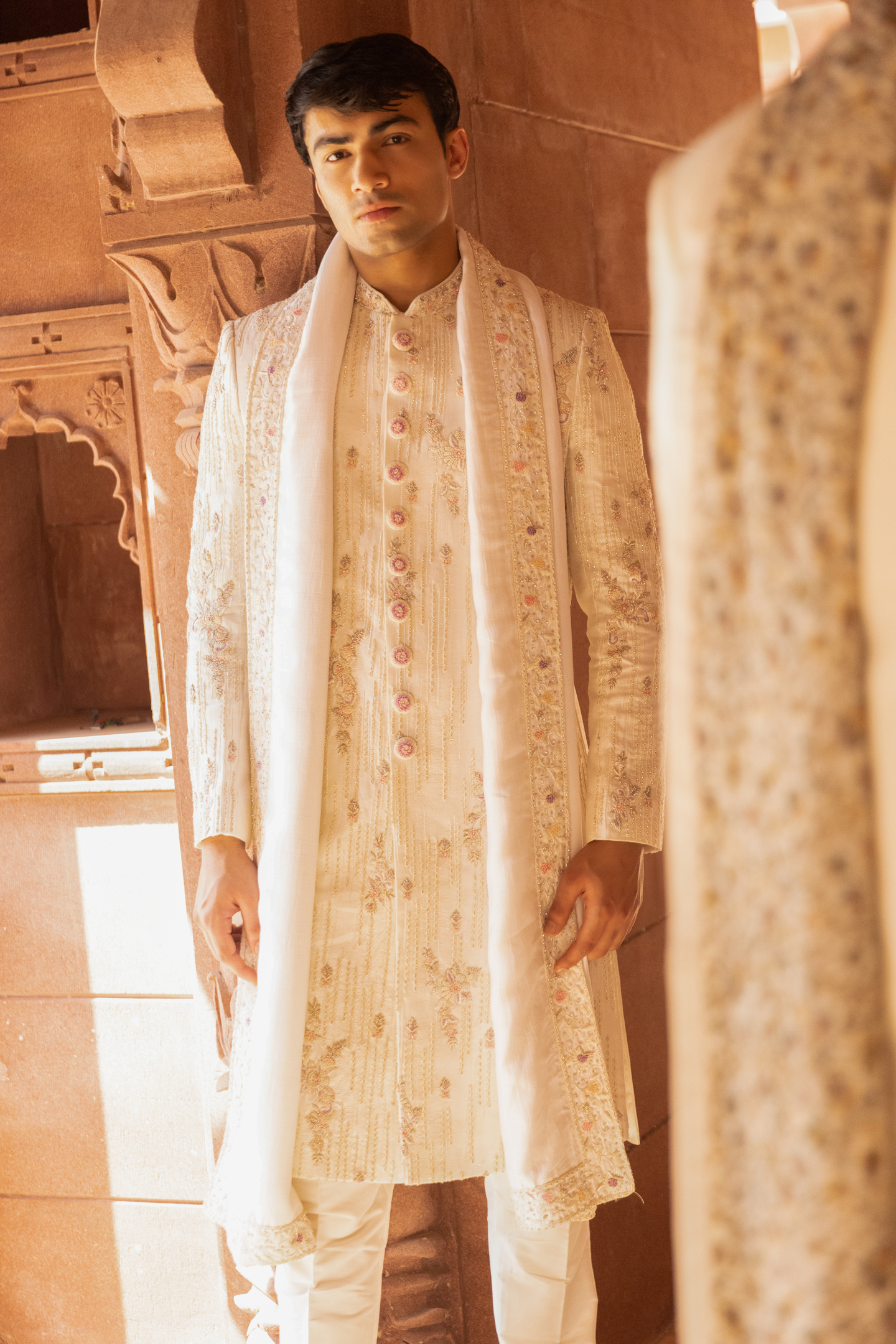 Ivory Floral Embroidered Sherwani Set with Stole