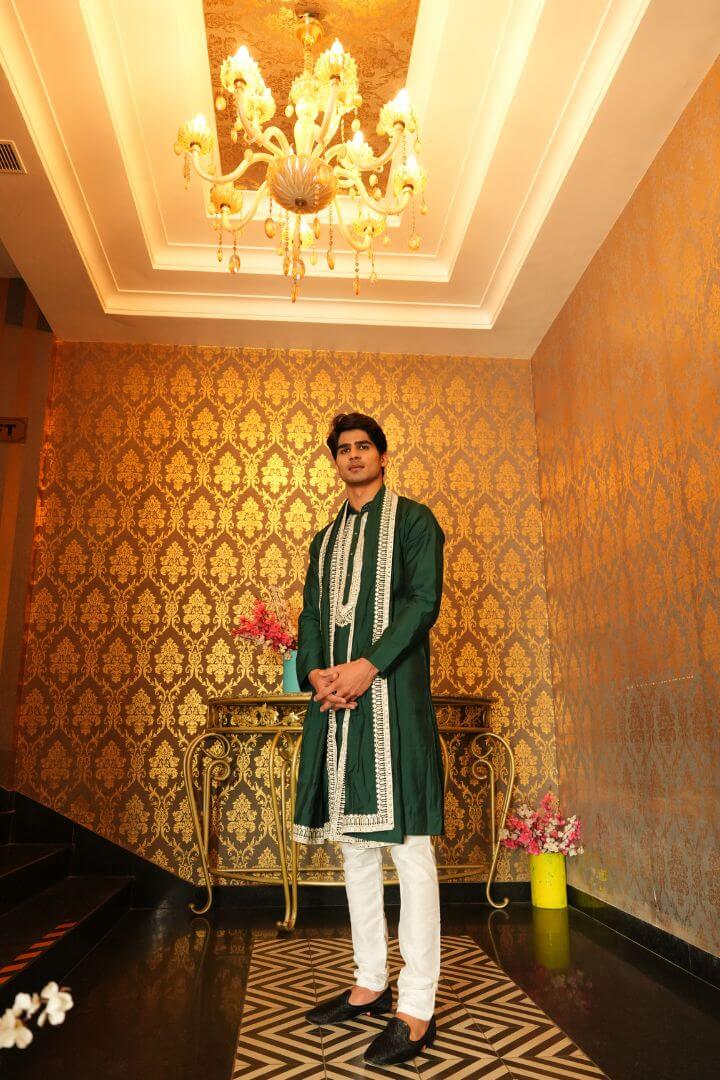 Emerald Green Embellished Kurta Set