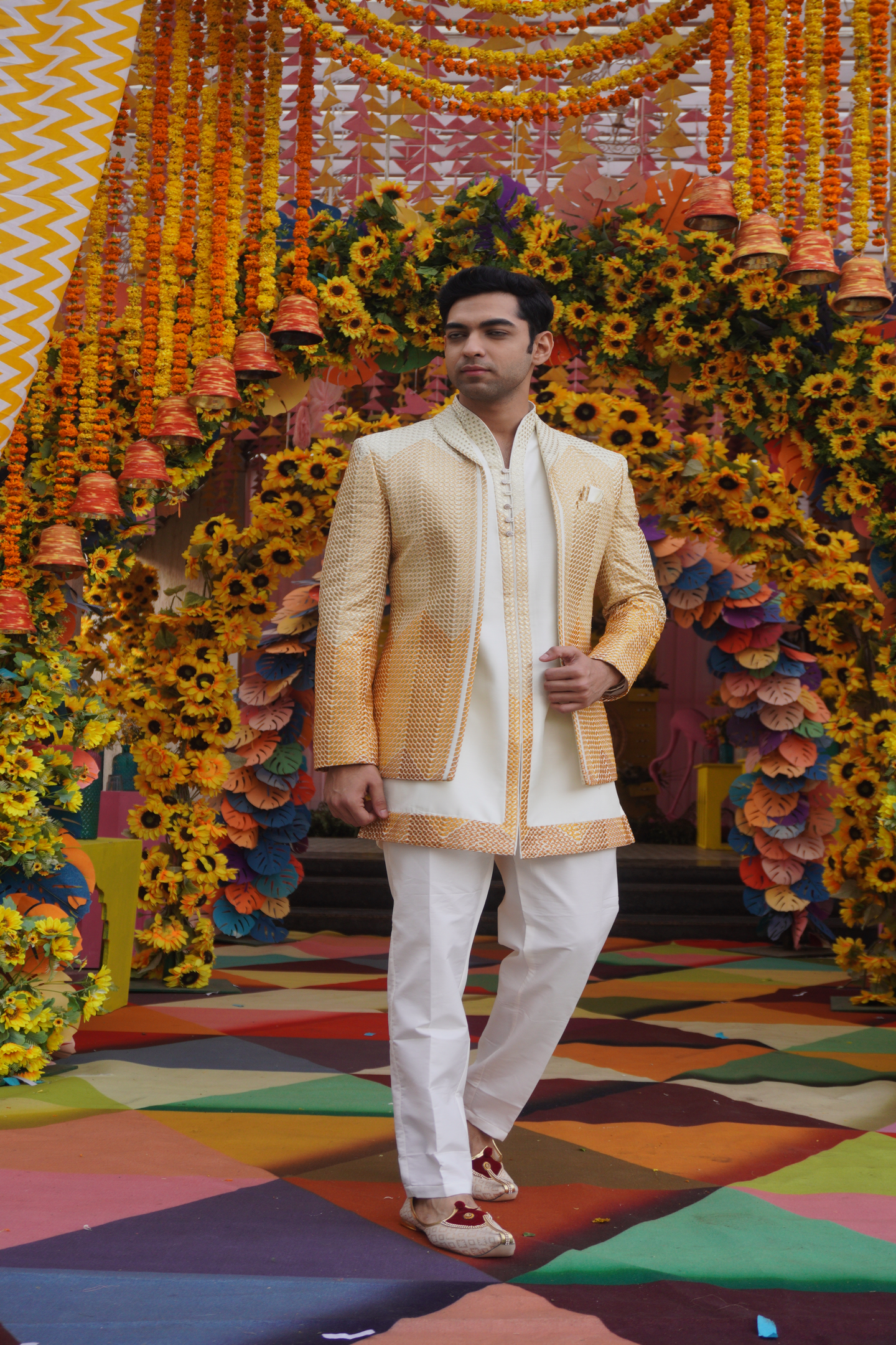 Ivory & Antique Gold Textured Jodhpuri Set